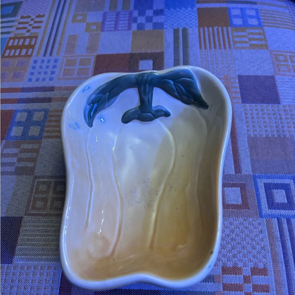 Williams Sonoma Yellow Ceramic Dish